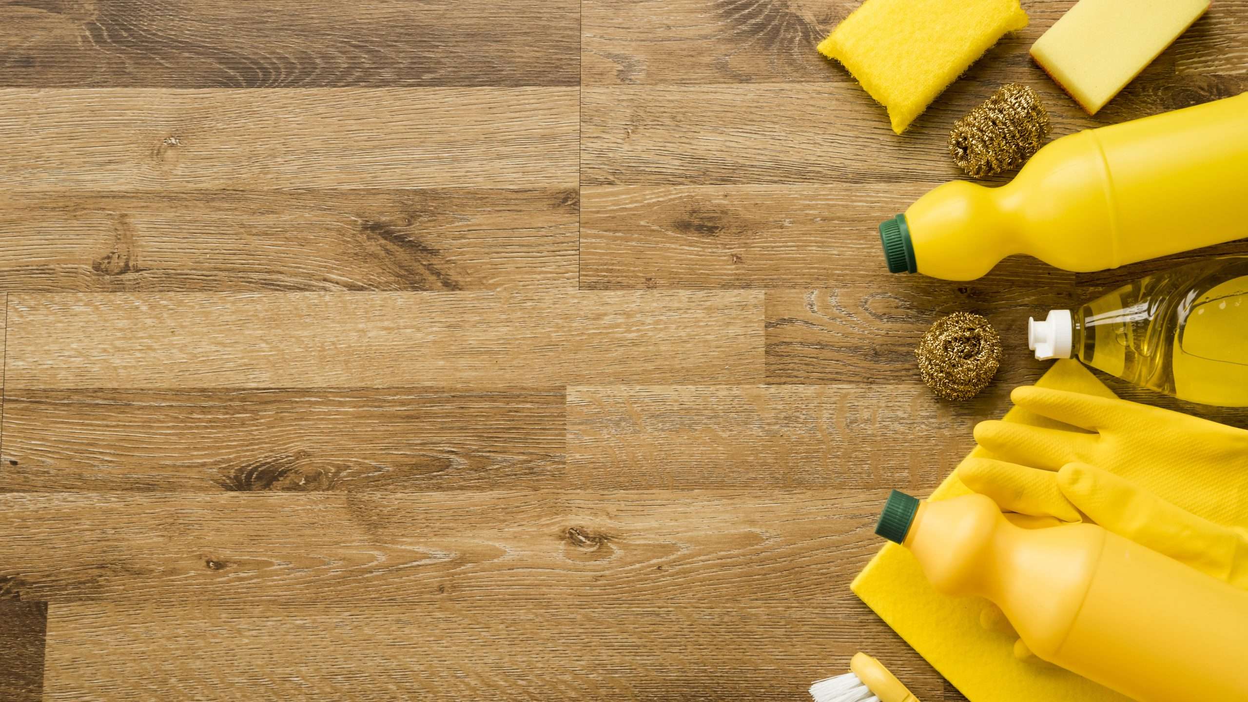 Step-by-Step Guide to Cleaning a Wooden Dining Table